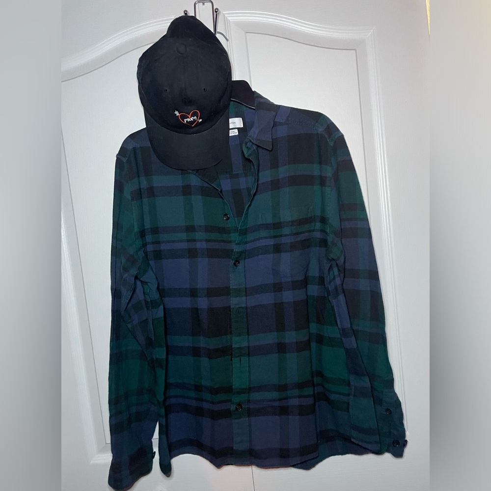 Urban Outfitters Flannel and Hat Pack